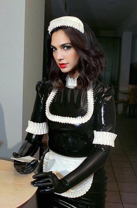 Porn Pics celebsinlatex:Gal as a latex maid