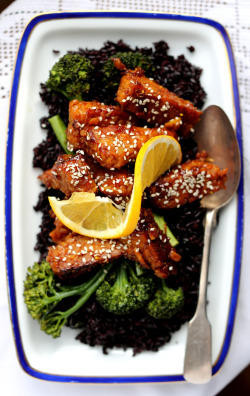 veganfoody:  Orange Marmalade Glazed Tempeh