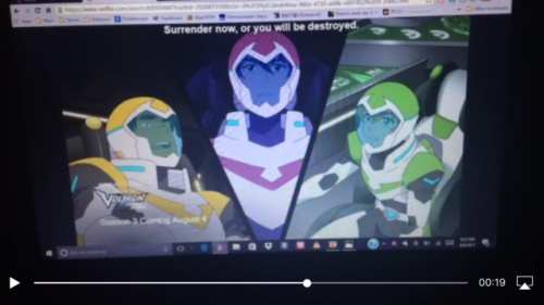 triangle-art-jw: Take a good look at the backgrounds of the paladins. Hunk and Pidge clearly still h