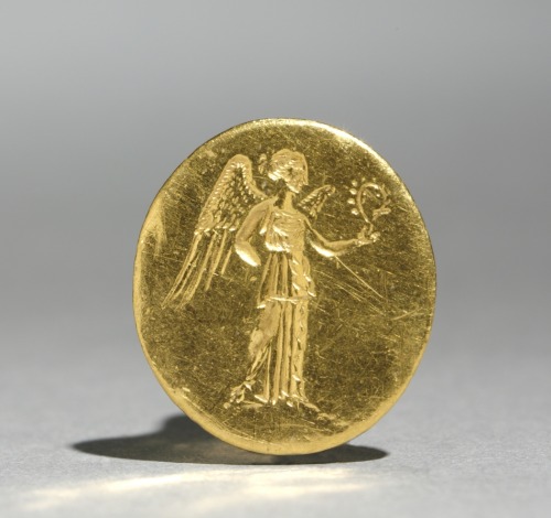 cma-greek-roman-art: Finger Ring with Figure of Nike, 300, Cleveland Museum of Art: Greek and Roman 