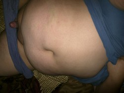chubbypanduhboy:  Just my tiny cock and big belly.  