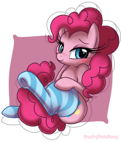 theponyartcollection:  Pinkie by PrettyPinkP0ny  Best pony &gt;///