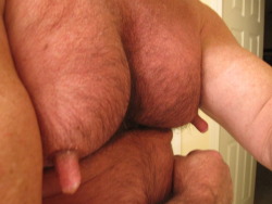 mjrmannipps:  The perfect man Nipps! 