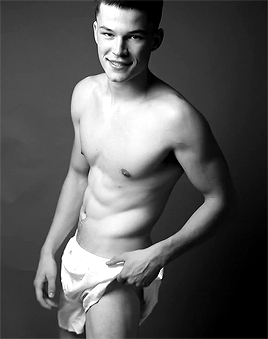 theshitidoisboring:Sébastien Schmid