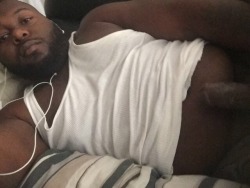 blackguybeef: gee1420:  kingislife:  Views of KING 👑  Nice  So sexy 