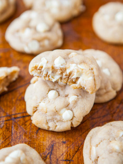 foodopia:  coconut white chocolate cookies: