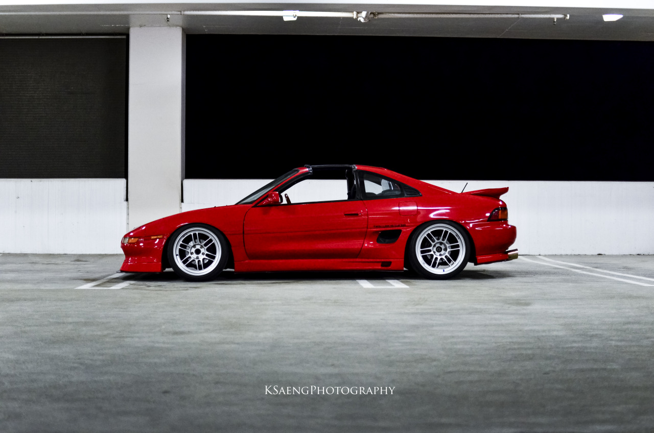 pandabearjdm:  ispycleanimports:  Simplicity.Alvin’s SW20 MR2   I know Alvin such