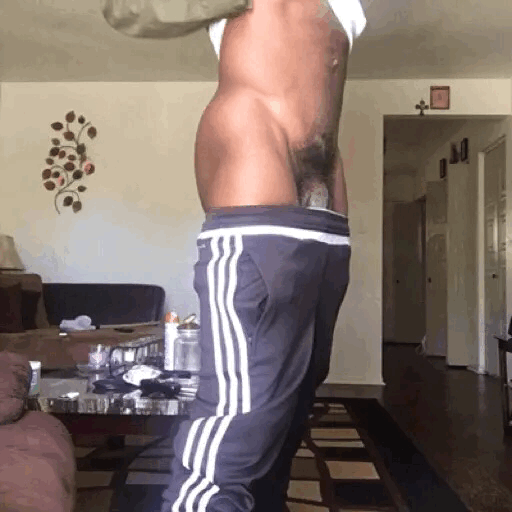 freakkyy-m:  🤤🤷🏾‍♂️