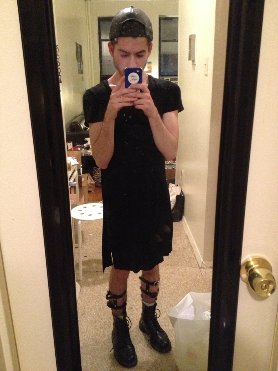 sean-paul-gaultier:  Practicing for summer 