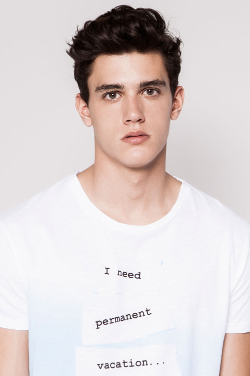 strangeforeignbeauty:  Xavier Serrano 