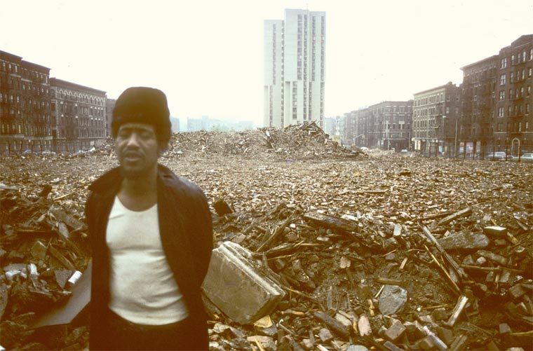 themaninthegreenshirt: New York in the 1980s – The apocalyptic photographs of Steven