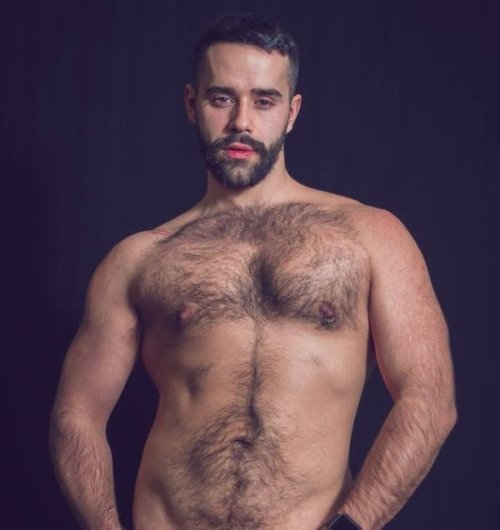 thehairymenhunter:Teddy Torres