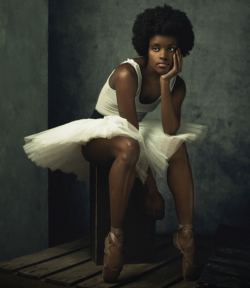 divalocity:  Ballet Dancer Ingrid Silva 