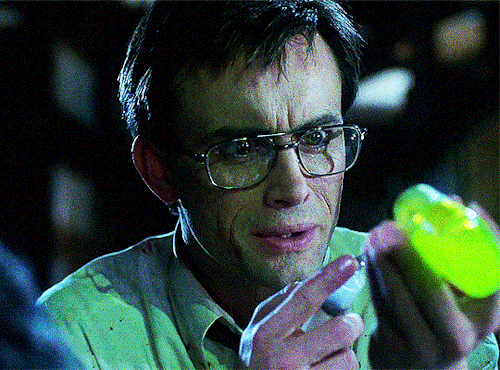 RE-ANIMATOR (1985)dir. Stuart Gordon