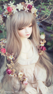 saskha:  New wigs by ahyun_51244 on Flickr.