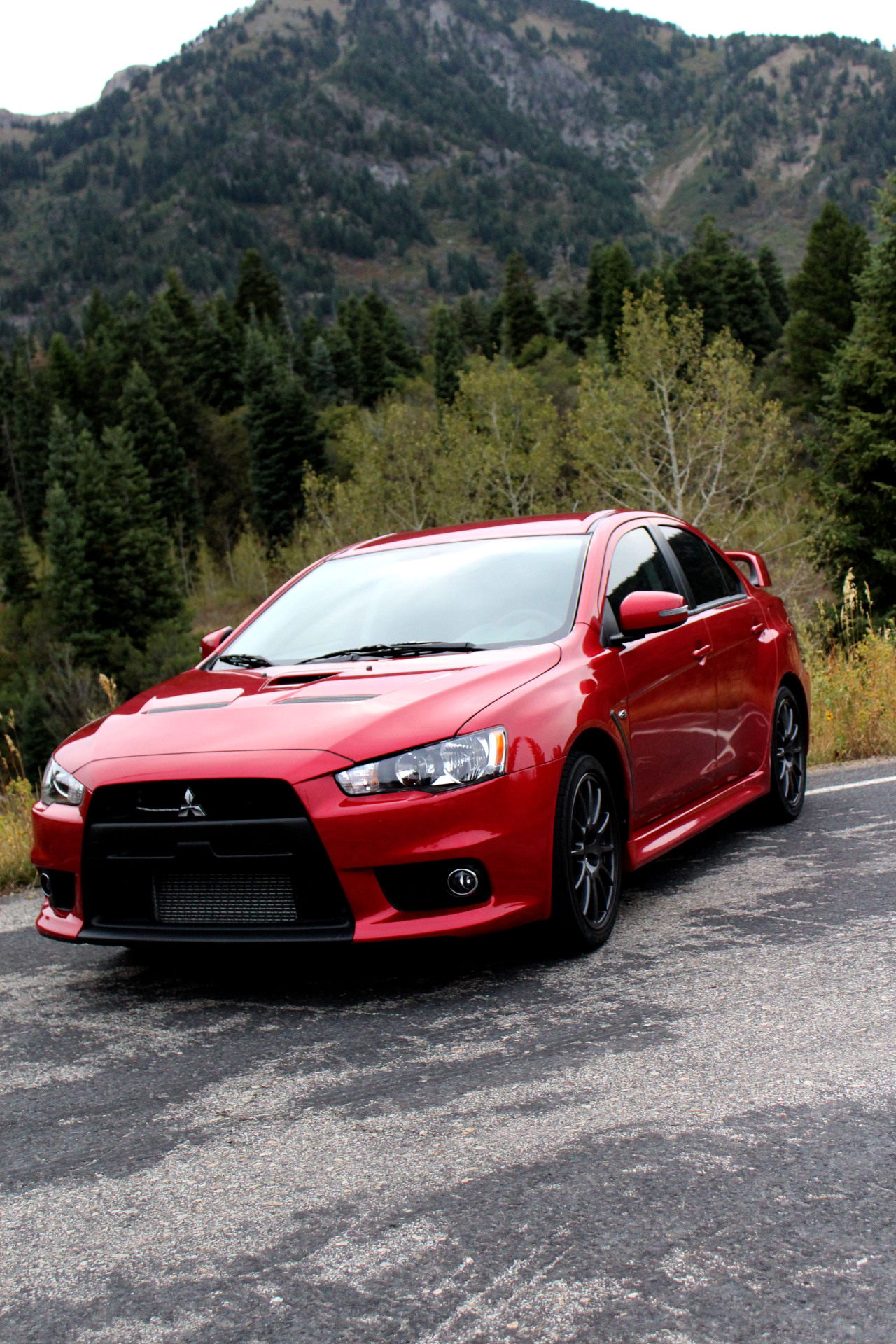 fullthrottleauto:  Picture I took at a local car meet. Mitsubishi Evolution.