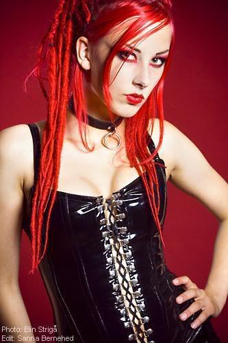 enicolao:  dark is beauty ;-)