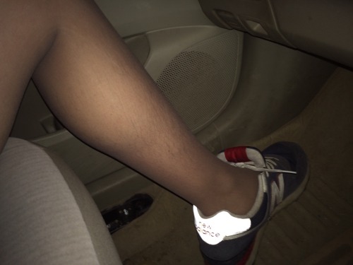 sw1007: Silky Shave your leggs baby.