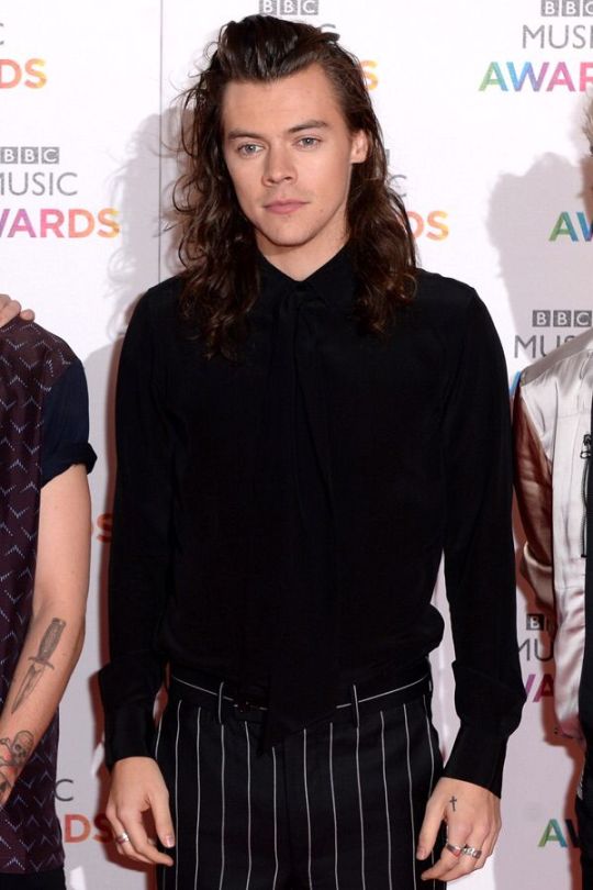Harry in Colors:Black Edition #hs#grammys#amas 2015#harry lambert#Harry Styles#gucci
