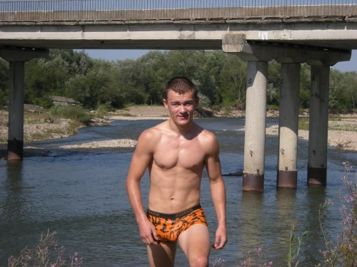 dirtyzdogz:  dirty dawgz 