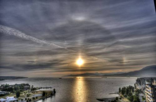 Sundog over English BayA summery afternoon over this Canadian locale produced a variety of optical e