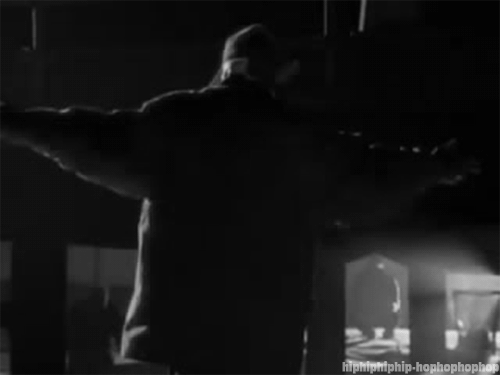 mannyloco: The mic is contracted I attract clientele.