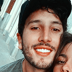 ♡ sebastian yatra icons ♡like if you use / pls don’t steal