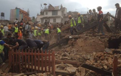 micdotcom:  20 devastating photos show the aftermath of the 7.9-magnitude earthquake that just hit Nepal At least 876 people are feared dead after a massive 7.9- magnitude earthquake shook Nepal on Saturday. The BBC reports that the quake struck the