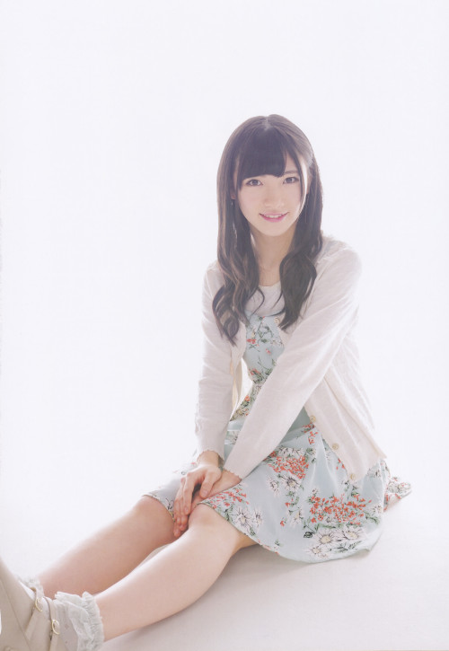 voz48:  「BIG ONE GiRL」No.21 2014