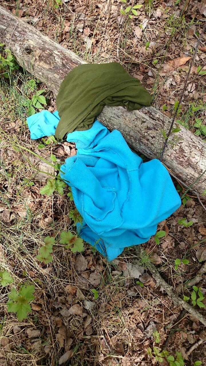 xxlilmissredxx:  bluedrummer31:xxlilmissredxx:  Guess who explored a bit in the woods
