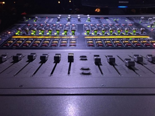 <p>Mix du jour. #soundgirl #foh #profile #digidesign #winnipeg (at West End Cultural Centre)</p>