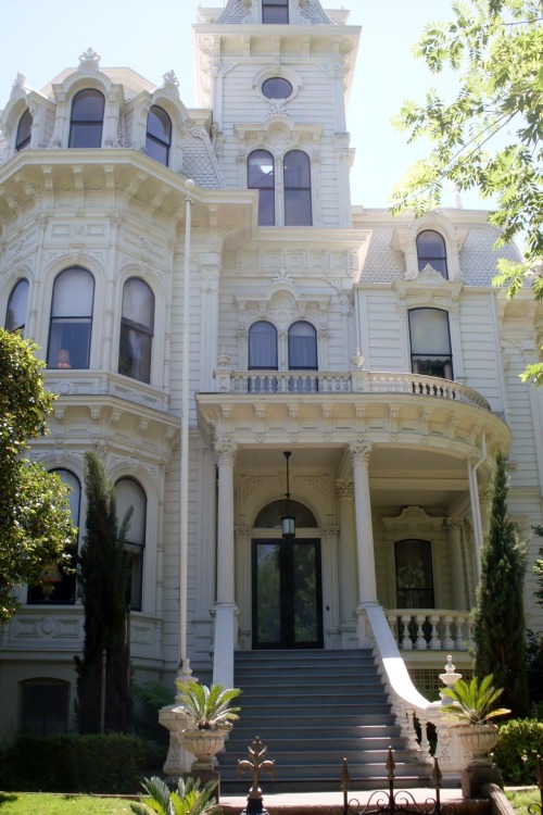 atonoflove:â€œ Governorâ€™s Mansion - Sacramento, CA.â€