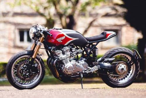 HONDA CBX 750cc ( 7Galo ) ☕ @caferacer.brasil ☕♠ #garage #moto #vintage #oldschool #motorbike