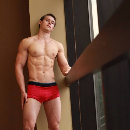 Aussie Gay Guy
