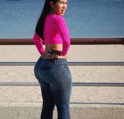 inthosejeanz:  Visit &amp; Follow - inthosejeanz.tumblr.com Updated 8+ times