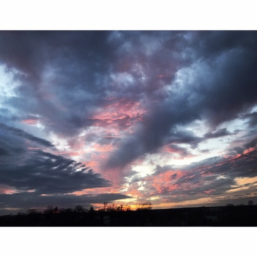 gabs-gets-abs:  The sunset tonight was amazing