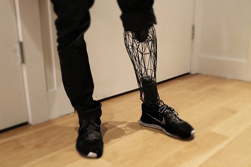 digitalramen:  Adam Root’s Exo-Prosthetic Leg uses a scanned inverted model to