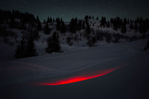 culturenlifestyle: Abstract Light Installations by Nicolas Rivals Grace the Spanish Countryside