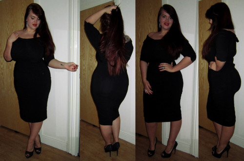 fullerfigurefullerbust:  My review of this Collectif Clothing Kathryn dress is up!  Everything can be found in the post:http://fullerfigurefullerbust.com/2014/03/15/putting-the-wiggle-in-my-walk/