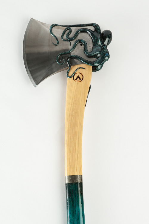 drawing-bored:fetch me my axe.………no, my kraken-slaying axe.gorgonetta