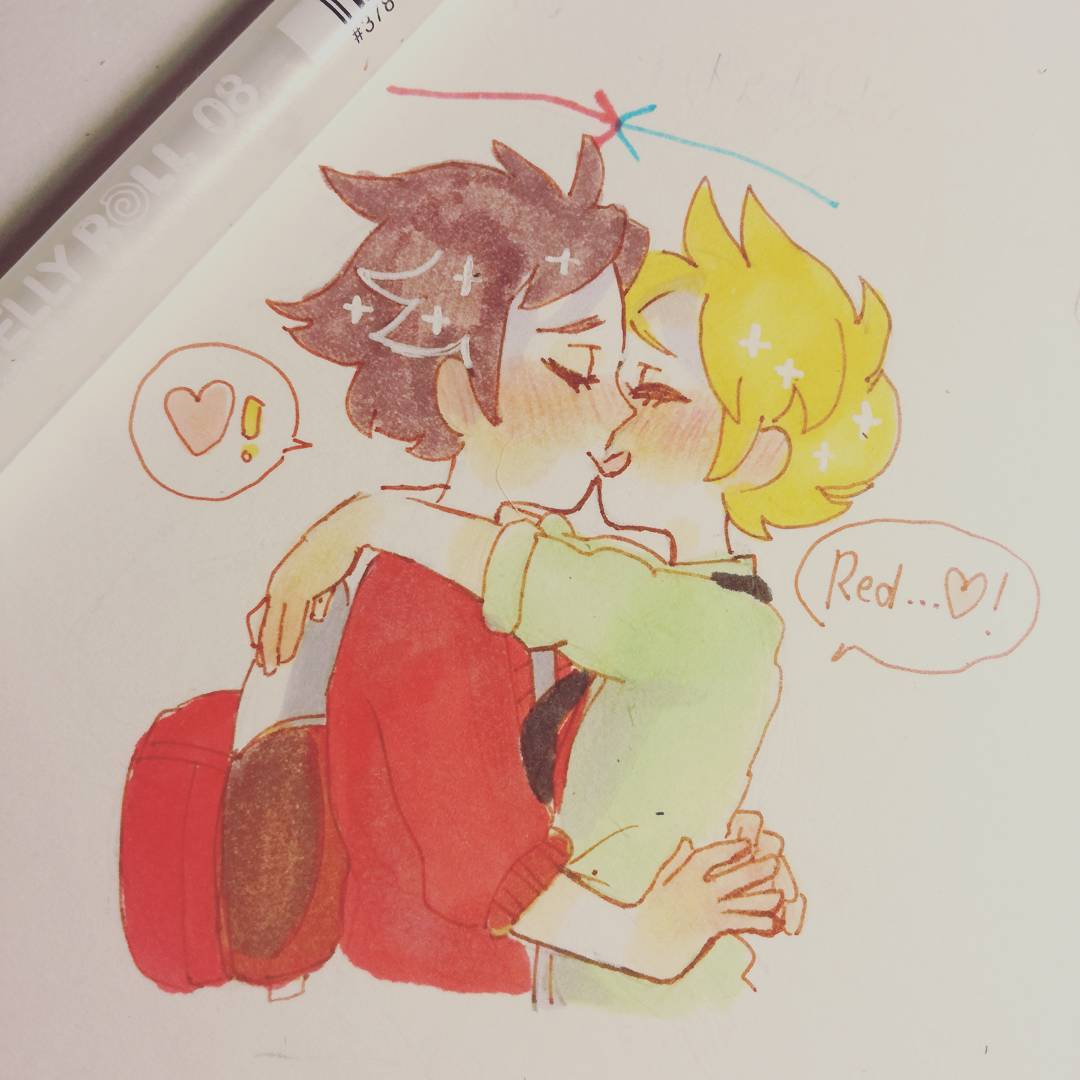 catsubun: today’s doodles were a few first kisses! (i like it when red makes blue/green