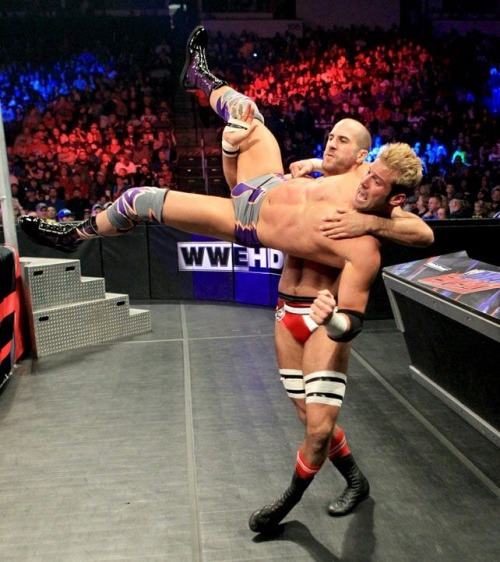 Porn Pics smut-i-dug-up:  Zack Ryder vs Cesaro