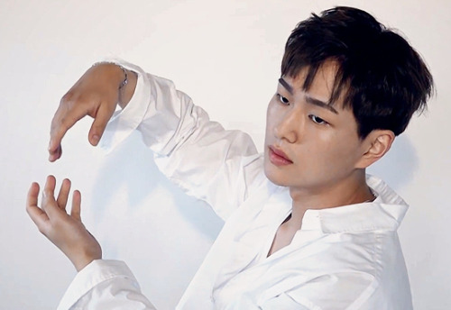 shineemoon: Onew  Voice photoshoot