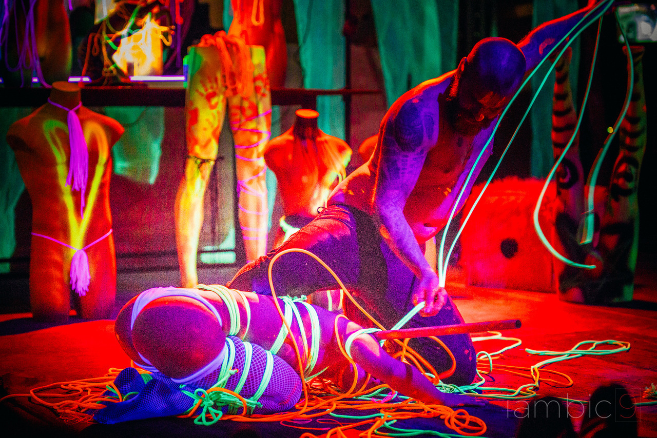 usmcdom:  kuromi1313:  fred-rx: performing InTension with @myfaerielove in phoenix.