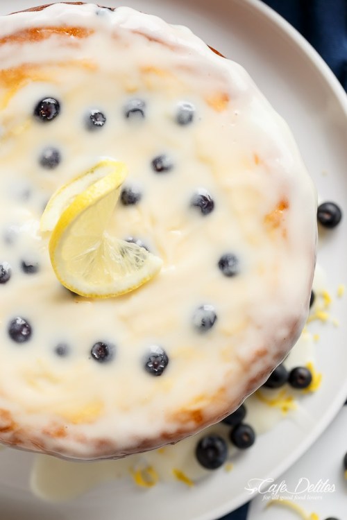 Blueberry lemon cheesecake cake