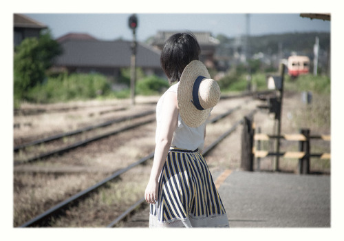  title: 夏休みが終わるとき。(When the summer vacation ends.) model:このゑ(Konoe)twitter:@konoichi_toinstagram:@ko