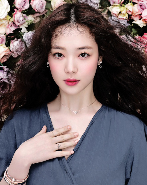 holyiu:  sulli for instyle korea 2016