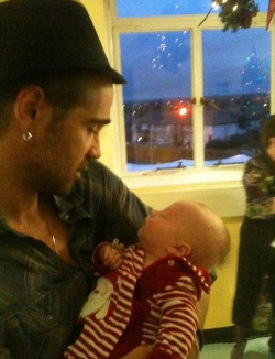 Cultglam:  &Amp;Ldquo;This Is A Photo Of Colin Farrell On Christmas Day. It Was Taken