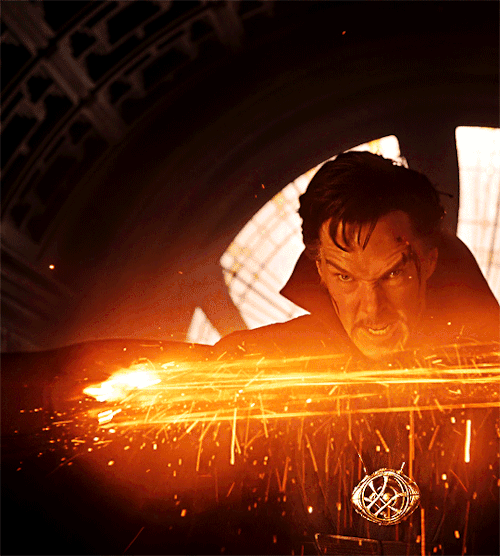Doctor Strange (2016)