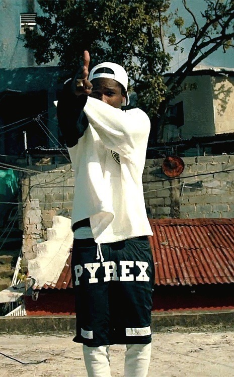 allblackerrthingus:  Everything Hip-hop/Fashion   